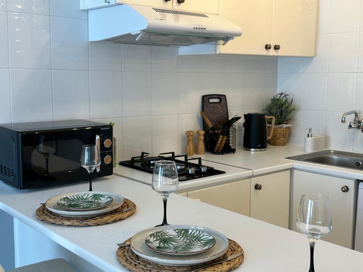Sea View Apartment Near The Beach Paphos Luaran gambar