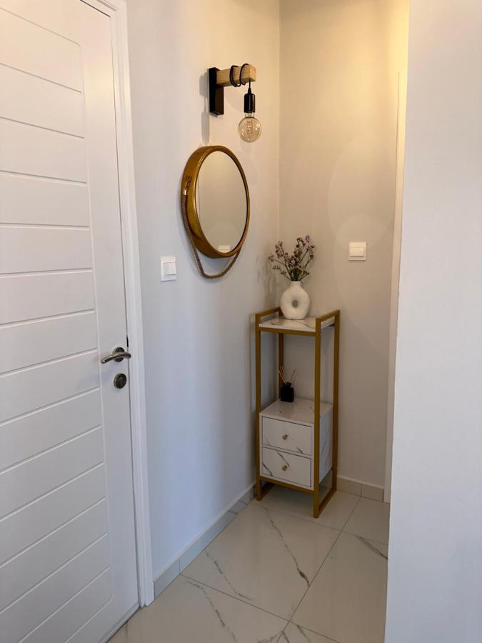 Sea View Apartment Near The Beach Paphos Luaran gambar