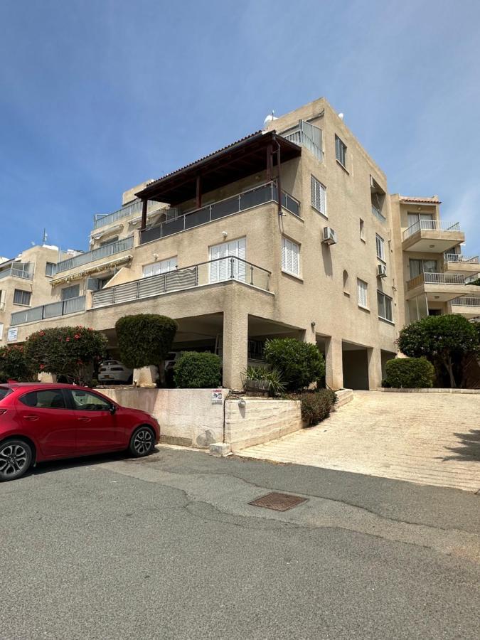 Sea View Apartment Near The Beach Paphos Luaran gambar