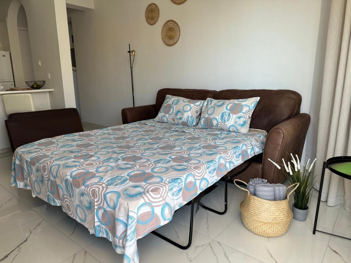 Sea View Apartment Near The Beach Paphos Luaran gambar
