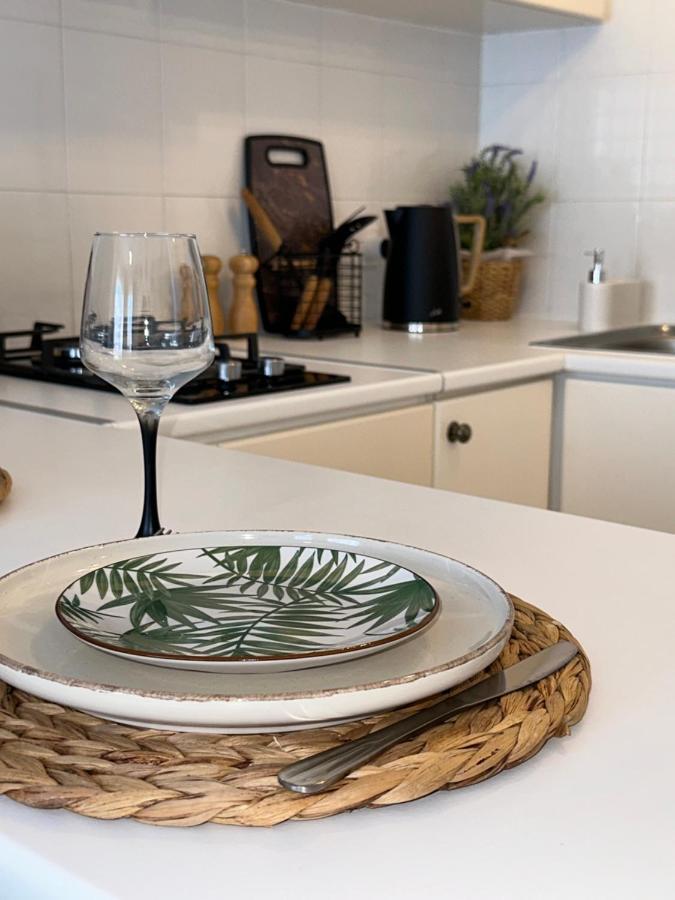 Sea View Apartment Near The Beach Paphos Luaran gambar